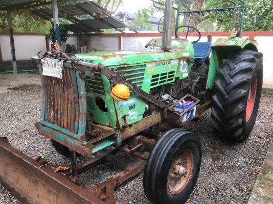 ขาย รถไถ ดอย รถพร้อมใช้งานมีใบดัน หางพรวนพร้อม รถสภาพดีเครือง80แรง เพลาเดียวขาย 135000