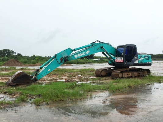 ขายถูกแม็คโค Kobelco SK200