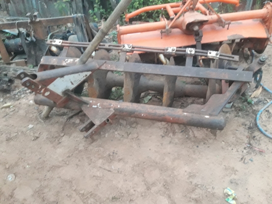 ขายผานพรวนรถไถใบ 24ใส่ได้ 45 47แรง  CMT18900สน0933693639