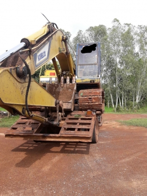 ขายด่วน KOBELCO SK200MART III รถสภาพสวยพร้อมใช้งาน ช่วงล่างใหม่ ทำงานเร็วไม่โหลด เอกสารสัญญาซื้อขาย สนใจสอบถาม 093-0764943 088-3223272 K ตั้ม ขายด่วน KOBELCO SK200MART III รถสภาพสวยพร้อมใช้งาน ช่วงล่างใหม่ ทำงานเร็วไม่โหลด เอกสารสัญญาซื้อขาย สนใจสอบถาม 093-0764943 088-3223272 K ตั้ม