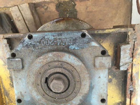 เครนสนาม ขนาด ยาว 20 เมตร สูง 7 เมตร แข็งแรงพร้อมประกอบใช้งานได้จริง เครนสนาม ขนาด ยาว 20 เมตร สูง 7 เมตร แข็งแรงพร้อมประกอบใช้งานได้จริง