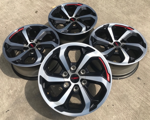 ล้อแม็กป้ายแดง TOYOTA REVO TRD ขอบ 17