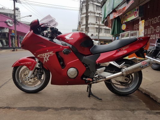 ขายแลกเทิร์นคับ HONDA CBR1100 BLACKBIRD ปี2000 หัวฉีด ท่อแต่ง แฮนด์แต่ง สีสวย อินวอยส์ สรรพสามิตร รา ขายแลกเทิร์นคับ HONDA CBR1100 BLACKBIRD ปี2000 หัวฉีด ท่อแต่ง แฮนด์แต่ง สีสวย อินวอยส์ สรรพสามิตร รา