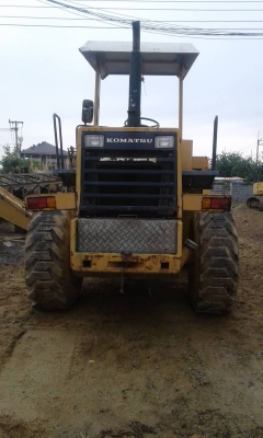 รถตัก kamatsu WA100-1 รุ่นยอดนิยม เครื่อง เกียร์ ปั๊มแรงดี พร้อมลุยงาน