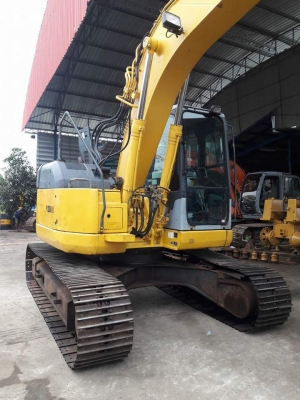 มาใหม่จ้า..KOMATSU PC128-2-AC  เก่านอกแท้ ปี 2005  สภาพสวย เครื่องปั๊มดี  6,XXX  ชั่วโมง พร้อมใช้ โทร 089-3818694  ดวงนภา