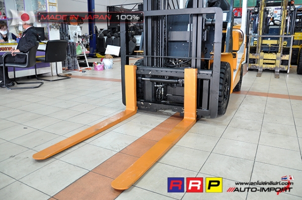 ขายรถโฟล์คลิฟท์มือสอง TCM รุ่น FG15T19-18H11511 นำเข้าจากประเทศญี่ปุ่น 100\% ไม่เคยใช้งานในไทย