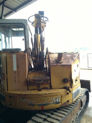 รถแบคโฮ MITSUBISHI MXR55 พร้อมหัวคีบ รถเก่านอกพึ่งนำเข้ามา ยังไม่เคยใช้งานในไทย เครื่องดี ปั๊มแรง โซ่หนา เอวแน่น สภาพดี พร้อมใช้งาน  มีเอกสารใบอินวอยซ์