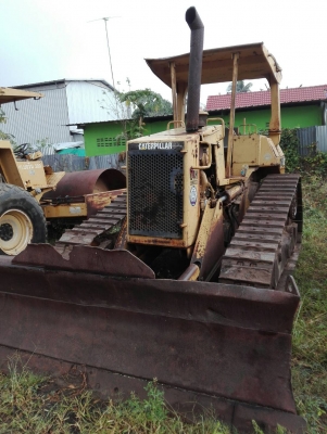 ขายรถแทรกเตอร์ caterpillar รุ่นd4h ช่วงล่วงโอเค รถพร้อมทำงานขาย580000บ.เอกสารซื้อขาย