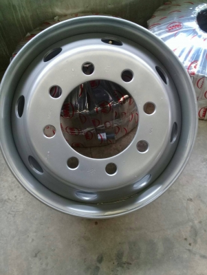 **ราคา 1,950 ** กะทะล้อแม็กใหม่ สามมิตร SMM  22.5 x 8.25 แบบไม่ใช้ยางใน