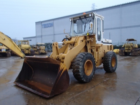 KOMATSU 520