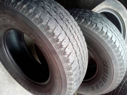 265/70R16 BRIDGESTONE DUELER HT840 มี 3 เส้น ขาย 3 เส้น โทร.081-427-3941 ไอดีไลน์ 0814273941