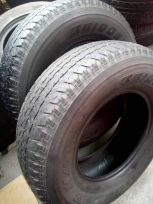 265/70R16 BRIDGESTONE DUELER HT840 มี 3 เส้น ขาย 3 เส้น โทร.081-427-3941 ไอดีไลน์ 0814273941