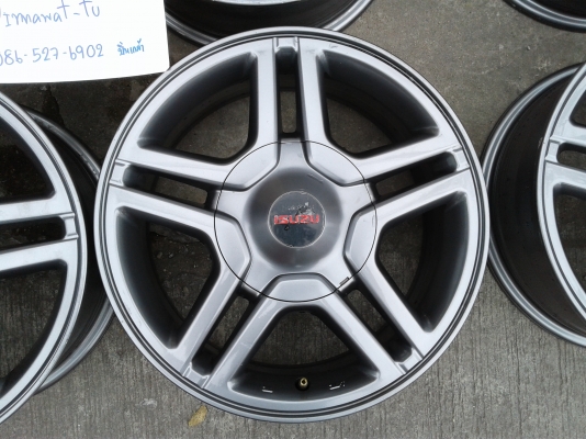 แม็ก New D-Max 1.9 ขอบ 16 สีบรอนส์ และ เทาดำ  สภาพสวยๆ ไม่คดไม่ดุ้ง ไม่เคยเก็บงาน มีรอยเล็กน้อย ราคา 4,500 บาท