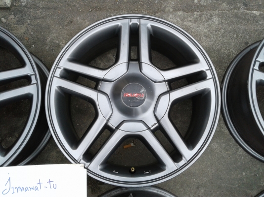 แม็ก New D-Max 1.9 ขอบ 16 สีบรอนส์ และ เทาดำ  สภาพสวยๆ ไม่คดไม่ดุ้ง ไม่เคยเก็บงาน มีรอยเล็กน้อย ราคา 4,500 บาท