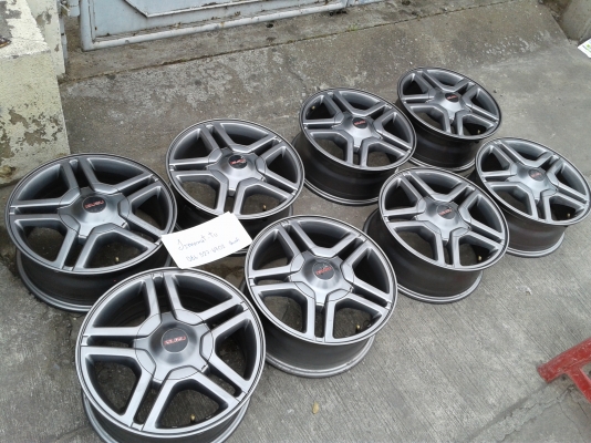 แม็ก New D-Max 1.9 ขอบ 16 สีบรอนส์ และ เทาดำ  สภาพสวยๆ ไม่คดไม่ดุ้ง ไม่เคยเก็บงาน มีรอยเล็กน้อย ราคา 4,500 บาท