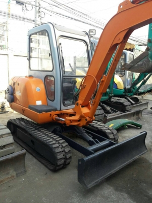 ขายจ้า..HITACHI EX30-2 เก่านอกแท้  สภาพดี  4,XXX  ชั่วโมง  เครื่องปั๊มดี  พร้อมใช้ โทร 089-3818694  ดวงนภา