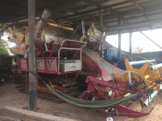 ขายสินเจริญยนต์ ปี 2015 เครื่อง 6HE-1 turbo ปั้มไดกิน 22 ตัวเดิน 200