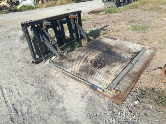 ขาย ฝาปิดท้ายลิฟต์ แบบไฮโดรลิค  เหล็กตีนไก่ สำหรับรถบรรทุกหกล้อ รถสิบล้อ มีอุปกรณ์ครบ เก่านอกแท้