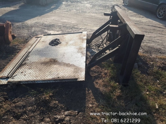 ขาย ฝาปิดท้ายลิฟต์ แบบไฮโดรลิค  เหล็กตีนไก่ สำหรับรถบรรทุกหกล้อ รถสิบล้อ มีอุปกรณ์ครบ เก่านอกแท้