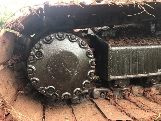 ขายรถแบคโค KOMATSU PC200-5 ซีเรี้ยล 50000 กว่า ราคา.650,000 ไฟฟ้าครบ เอวแน้น 90\% เปลี่ยนซิลกระบอกให้ใหม่หมด เฟรมสวย รถทำงานเร็ว เครื่อง ปั้มไม่มีโหลด เครื่อง ปั้ม แรง แอร์เย็น เก็บสีสวยๆทั้งคัน ภายในเก๋งสวย เฟรมสวย โซ้สะภาพ 80\% ลูเลอร์เต็ม มูมฮาร์มสวย รถพ