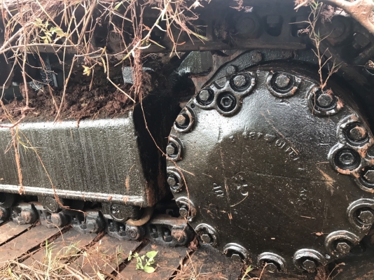 ขายรถแบคโค KOMATSU PC200-5 ซีเรี้ยล 50000 กว่า ราคา.650,000 ไฟฟ้าครบ เอวแน้น 90\% เปลี่ยนซิลกระบอกให้ใหม่หมด เฟรมสวย รถทำงานเร็ว เครื่อง ปั้มไม่มีโหลด เครื่อง ปั้ม แรง แอร์เย็น เก็บสีสวยๆทั้งคัน ภายในเก๋งสวย เฟรมสวย โซ้สะภาพ 80\% ลูเลอร์เต็ม มูมฮาร์มสวย รถพ