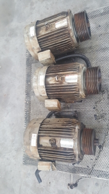 ขายโซลินอยด์วาล์วตัวละ 1,000 ชุดปั๊มพร้อมถัง 18,000 บาท มอเตอร์7.5 แรงม้าตัวละ 4,000 บาท