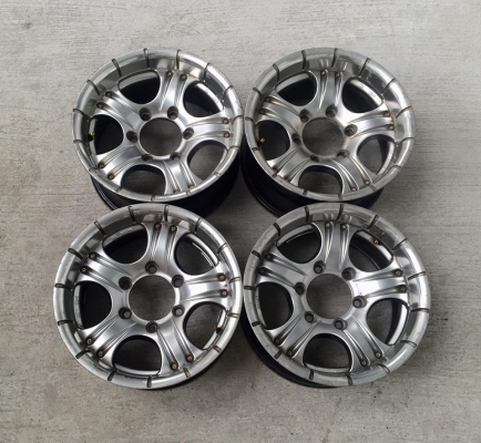 ขายเเมกซ์ ขอบ15 สภาพสวยสีเดิม 4วงถูกๆ 4,500