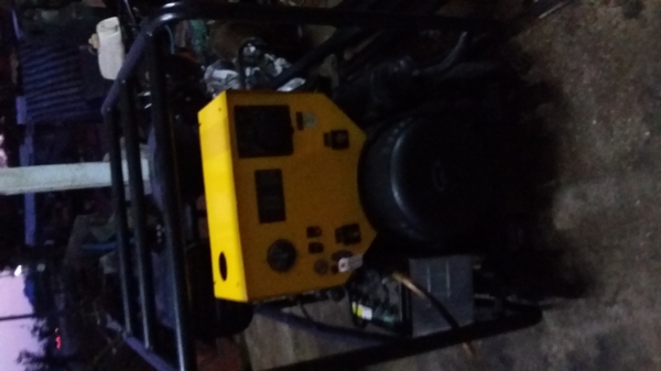 เครื่องปั่นไฟ เก่านอก