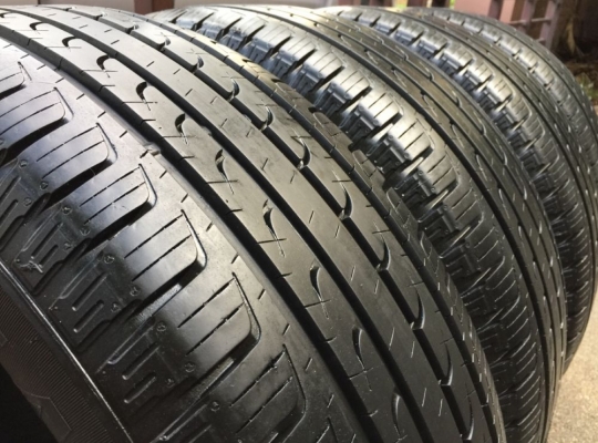 ยาง Goodyear 265 65 17 ปี16 ดอกเต็ม ไม่มีปะ ใช้ยาว ราคาไม่แพง