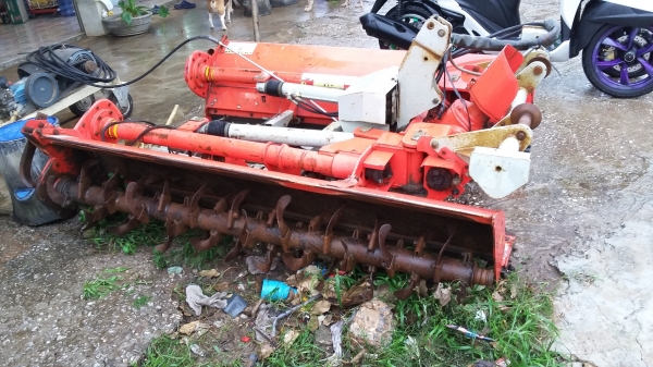 โรตารี่พับแขนได้ขนาดหน้ากว้าง 3.80เมตร โรตารี่พับแขนได้ขนาดหน้ากว้าง 3.80เมตร