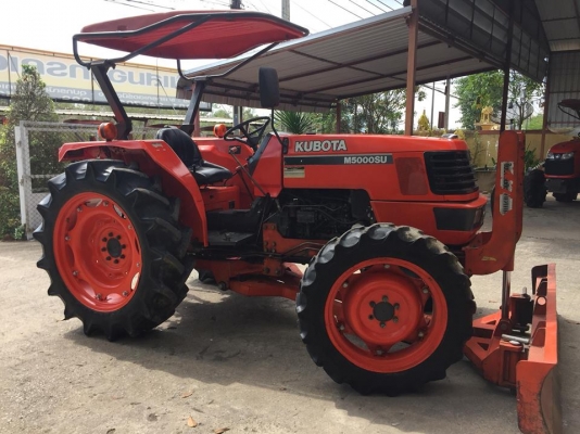 ขายรถไถ Kubota M5000 SU(4WD) พร้อมใบมีดดันดิน ผานพรวน รถไร่ สวยๆพร้อมใช้งาน