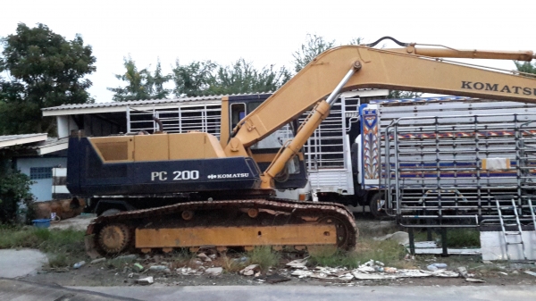 ขายด่วนรถแมคโคร komatsu