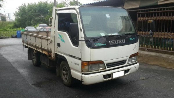 รถบรรทุก ISUZU 4 ล้อ กลาง มือเดียว สวยๆ