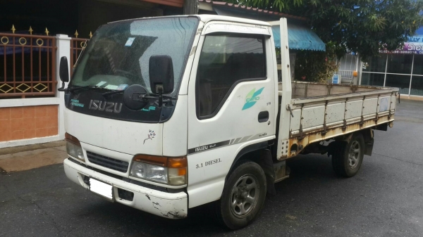 รถบรรทุก ISUZU 4 ล้อ กลาง มือเดียว สวยๆ