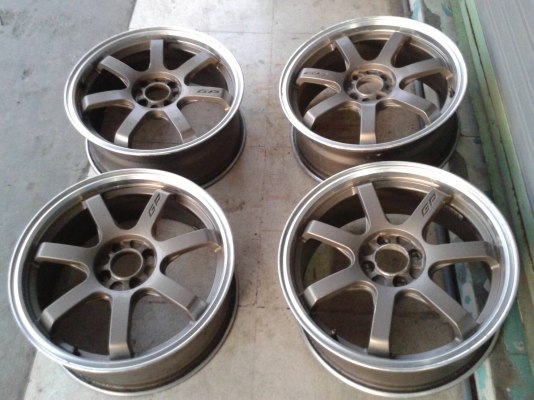 ขอบ17นิ้ว4รู100 ชุดนี้ ราคา 3900 บาท ขอบ17นิ้ว4รู100 ชุดนี้ ราคา 3900 บาท