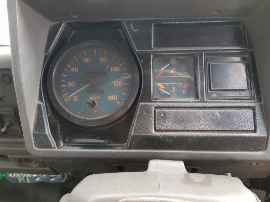 ขาย HINO FC2W ปี39 เครื่องดี คัสซีสวย ขาย HINO FC2W ปี39 เครื่องดี คัสซีสวย