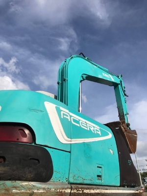 ขายรถแบคโฮ KOBELCO SK60 MARK 5 คอนโทรลสั้น รถนอกนำเข้าจากญี่ปุ่น สภาพสวยพร้อมใช้ มีVDOการทำงานครับ