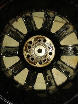 ขอบ18นิ้ว5รู100/114 ชุดนี้สมบูรณ์พร้อมใช้ ลดราคาเหลือ 5900 บาท