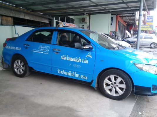 ขายรถแท็กซี่พร้อมปลดป้าย