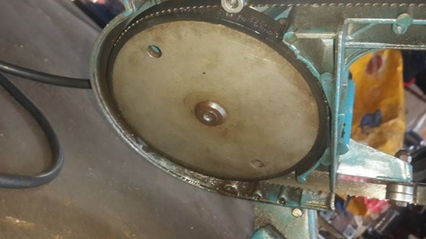 เลื่อยสายพาน 5" ขนาดพกพา ไฟบ้าน พร้อมใช้ 7000 บาท เลื่อยสายพาน 5" ขนาดพกพา ไฟบ้าน พร้อมใช้ 7000 บาท