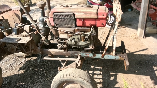 ขายเครื่องพร้อมโครงเครื่อง.ER.1500.โครงลือไกล4เกรียเดินน้า4เกรียถอยหลังขายตามสภาพ.ครับ