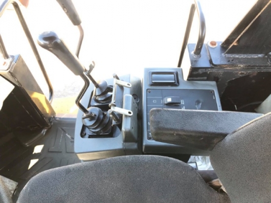 ขายรถตักล้อยาง CAT 910G (เทียบเท่า WA100) รถนอกนำเข้าเองจากญี่ปุ่น สภาพสวยพร้อมใช้งาน มีVDOการทำงานครับ ขายรถตักล้อยาง CAT 910G (เทียบเท่า WA100) รถนอกนำเข้าเองจากญี่ปุ่น สภาพสวยพร้อมใช้งาน มีVDOการทำงานครับ