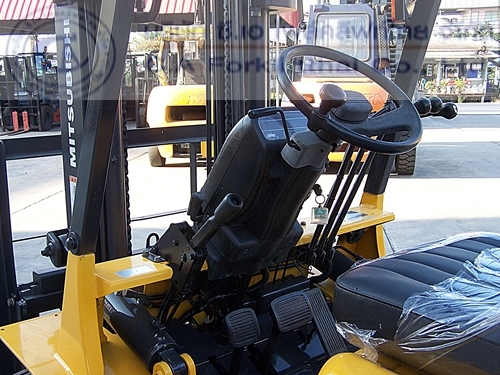 ขาย รถโฟล์คลิฟท์ MITSUBISHI รุ่น FD30