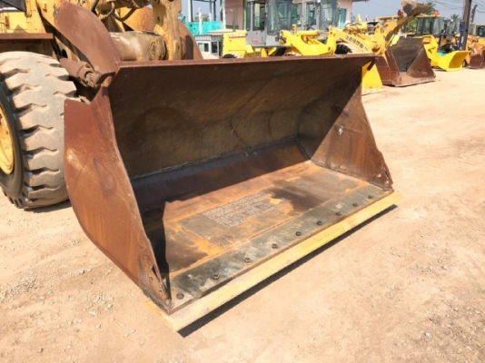 ขายรถตักล้อยาง CAT 960F รถนอกนำเข้าเองจากญี่ปุ่น สภาพสวยพร้อมใช้งาน มีVDOการทำงานครับ ขายรถตักล้อยาง CAT 960F รถนอกนำเข้าเองจากญี่ปุ่น สภาพสวยพร้อมใช้งาน มีVDOการทำงานครับ