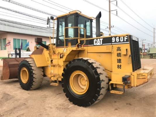 ขายรถตักล้อยาง CAT 960F รถนอกนำเข้าเองจากญี่ปุ่น สภาพสวยพร้อมใช้งาน มีVDOการทำงานครับ ขายรถตักล้อยาง CAT 960F รถนอกนำเข้าเองจากญี่ปุ่น สภาพสวยพร้อมใช้งาน มีVDOการทำงานครับ