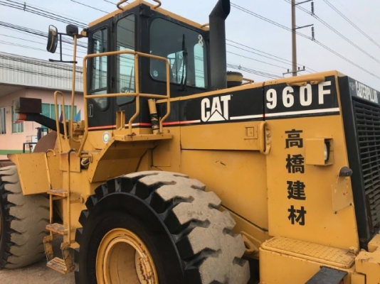 ขายรถตักล้อยาง CAT 960F รถนอกนำเข้าเองจากญี่ปุ่น สภาพสวยพร้อมใช้งาน มีVDOการทำงานครับ ขายรถตักล้อยาง CAT 960F รถนอกนำเข้าเองจากญี่ปุ่น สภาพสวยพร้อมใช้งาน มีVDOการทำงานครับ