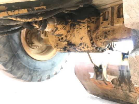 ขายรถตักล้อยาง CAT 960F รถนอกนำเข้าเองจากญี่ปุ่น สภาพสวยพร้อมใช้งาน มีVDOการทำงานครับ ขายรถตักล้อยาง CAT 960F รถนอกนำเข้าเองจากญี่ปุ่น สภาพสวยพร้อมใช้งาน มีVDOการทำงานครับ