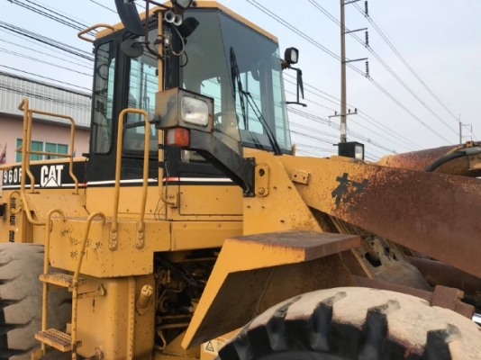 ขายรถตักล้อยาง CAT 960F รถนอกนำเข้าเองจากญี่ปุ่น สภาพสวยพร้อมใช้งาน มีVDOการทำงานครับ ขายรถตักล้อยาง CAT 960F รถนอกนำเข้าเองจากญี่ปุ่น สภาพสวยพร้อมใช้งาน มีVDOการทำงานครับ