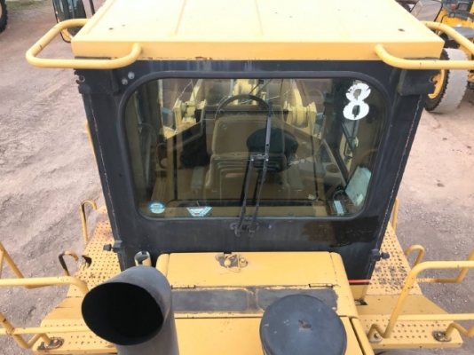 ขายรถตักล้อยาง CAT 960F รถนอกนำเข้าเองจากญี่ปุ่น สภาพสวยพร้อมใช้งาน มีVDOการทำงานครับ ขายรถตักล้อยาง CAT 960F รถนอกนำเข้าเองจากญี่ปุ่น สภาพสวยพร้อมใช้งาน มีVDOการทำงานครับ