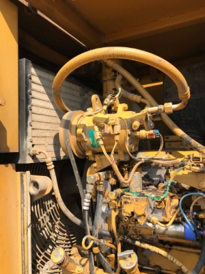 ขายรถตักล้อยาง CAT 960F รถนอกนำเข้าเองจากญี่ปุ่น สภาพสวยพร้อมใช้งาน มีVDOการทำงานครับ ขายรถตักล้อยาง CAT 960F รถนอกนำเข้าเองจากญี่ปุ่น สภาพสวยพร้อมใช้งาน มีVDOการทำงานครับ